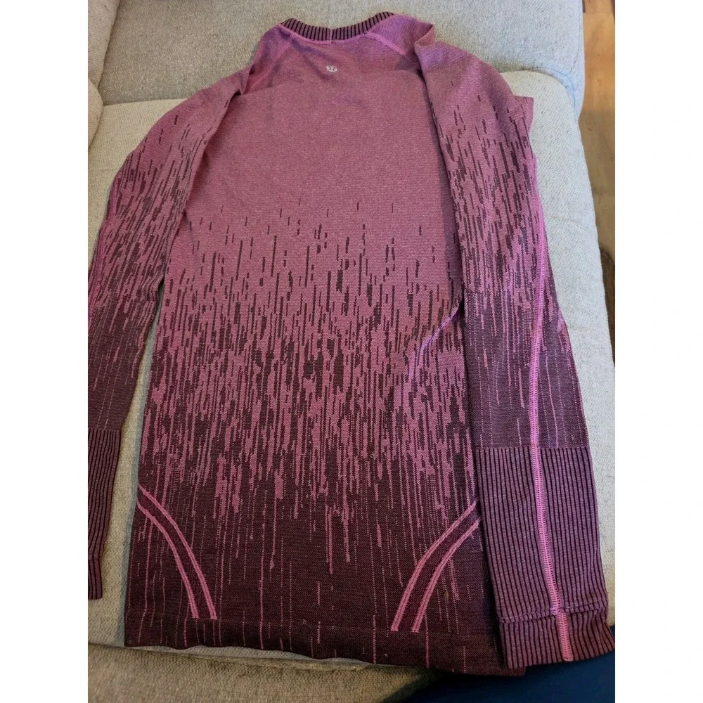 Lululemon Shirt Womens‎ 2 Royal Plum Swiftly Tech Long Sleeve Running Yoga